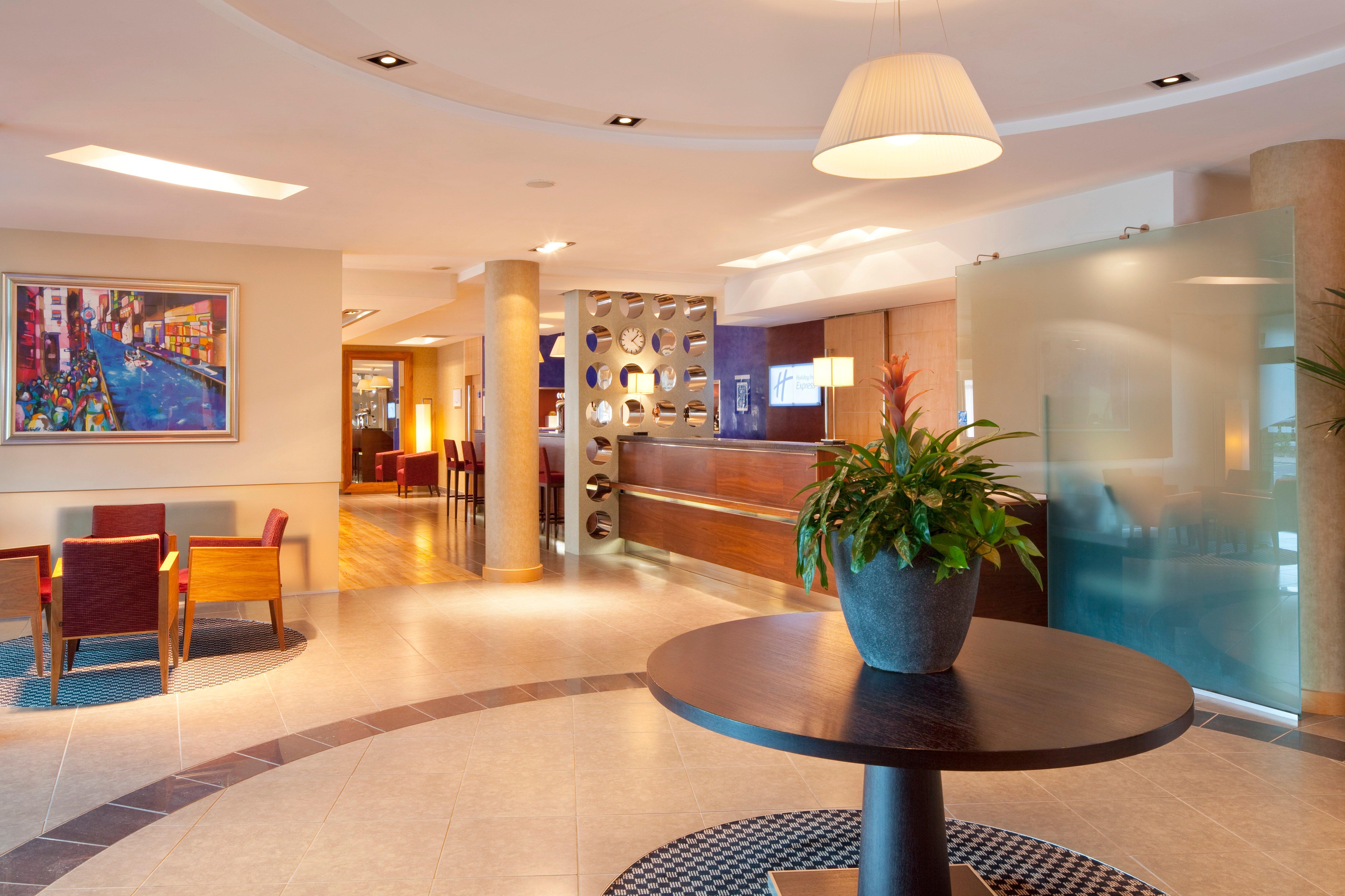 Holiday Inn Express Southampton - M27, J7, An Ihg Hotel Εξωτερικό φωτογραφία